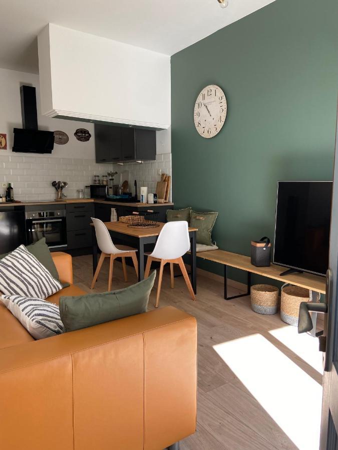Appartement Cosy Plein Centre De Sete Exterior photo